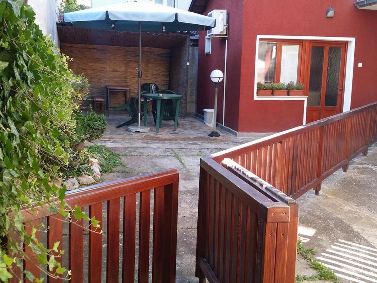 Apartman Ristic Niska Banja Eksteriør billede